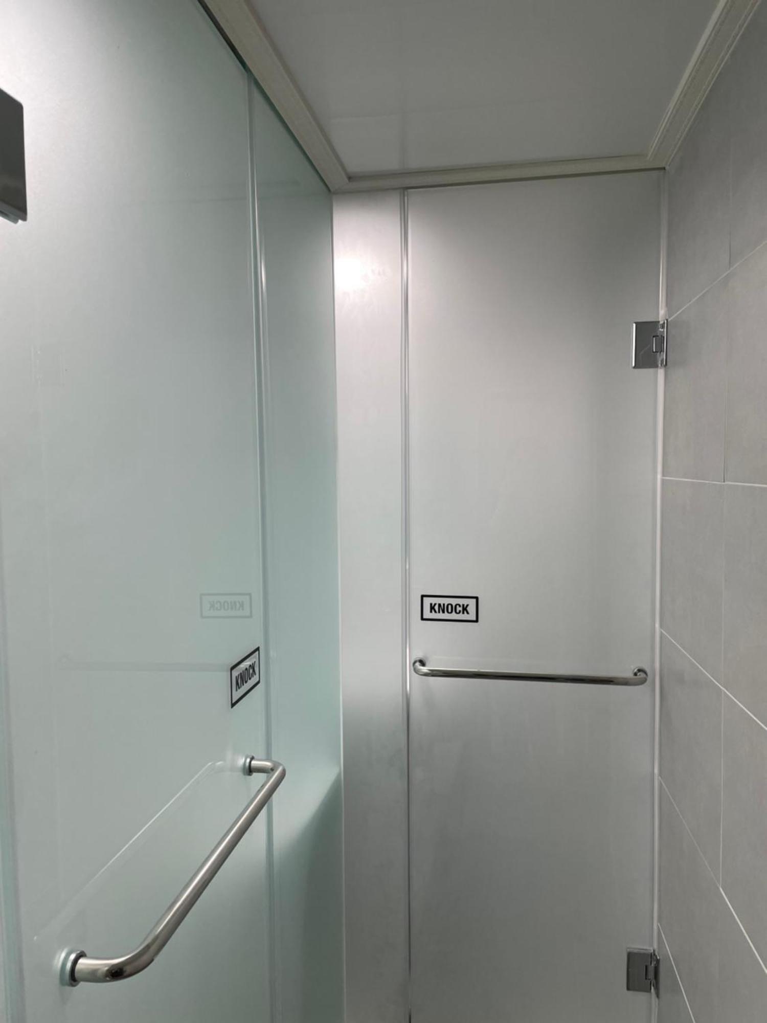 Female Only - Coco Stay Jongno Hyehwa Station Сеул Экстерьер фото